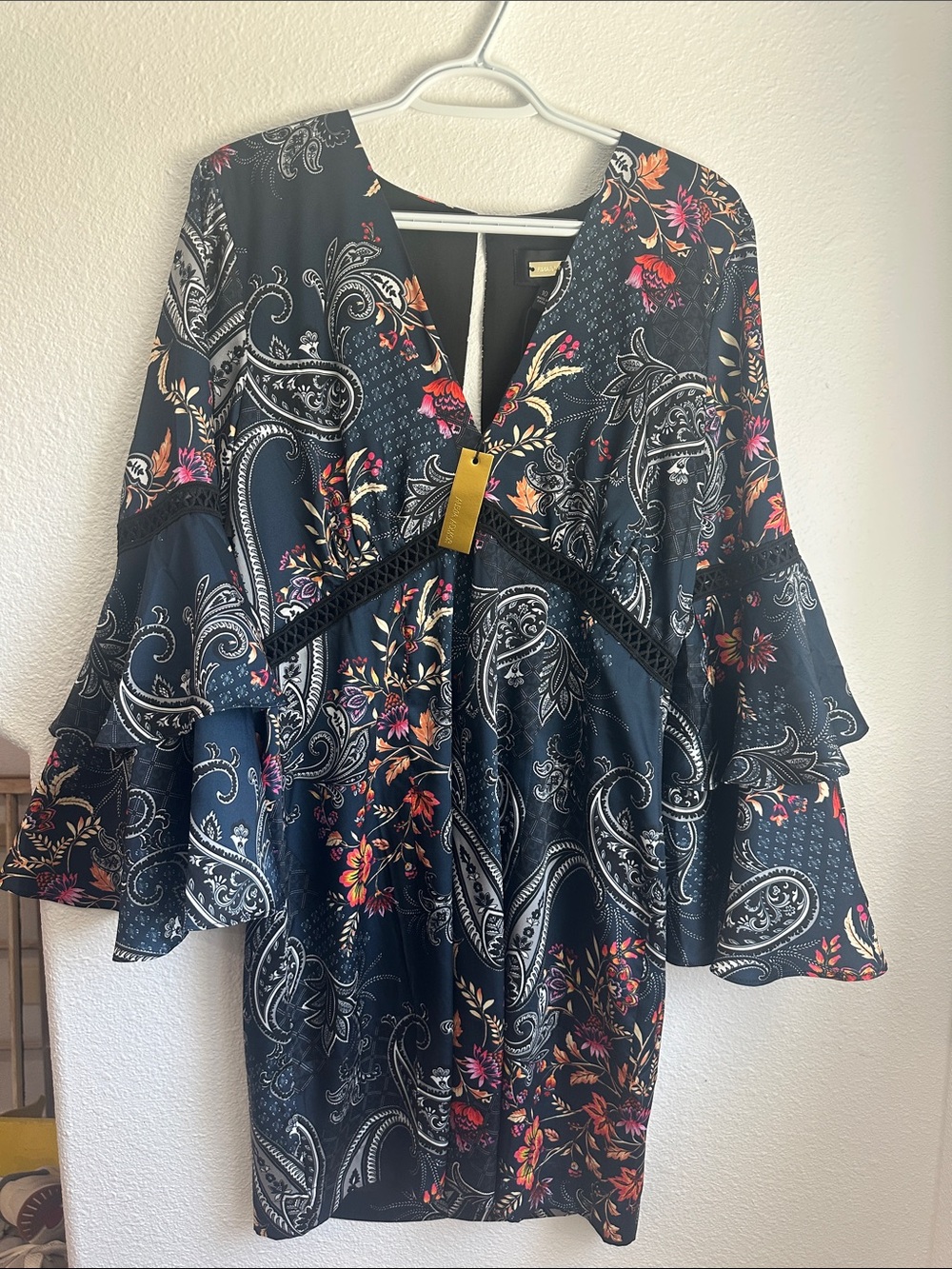 Boston Proper - Alexia Admor Navy Floral Paisley V-Neck Dress